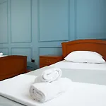 Urban Gem - Apartment