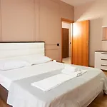 Urban Gem - Apartment