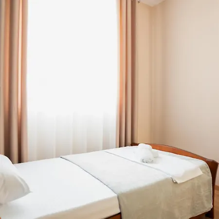 Urban Gem - * تيرانا