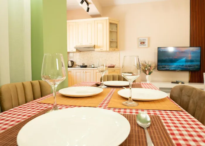 Urban Gem - * Tirana