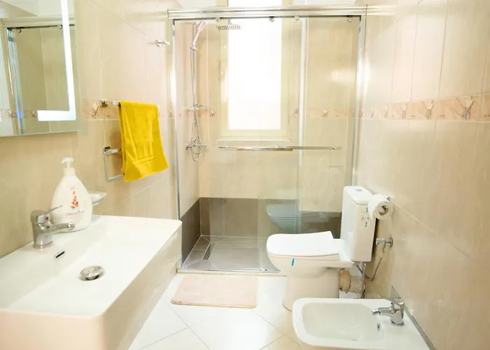 Urban Gem - * ティラナ